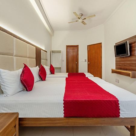 Hotel South Indian 델리 외부 사진